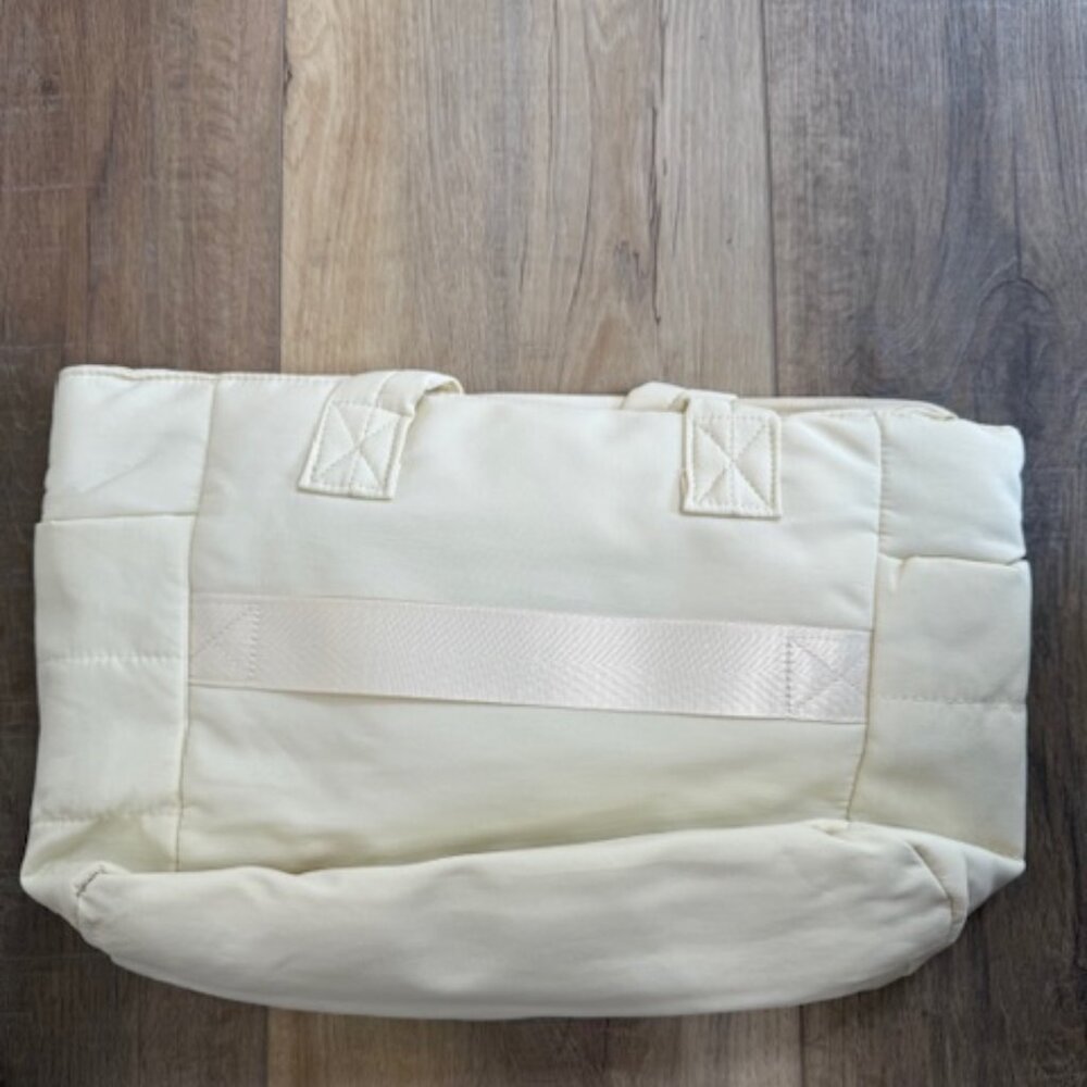 NEW Diaper Bag 9"x16"x4" with Handles